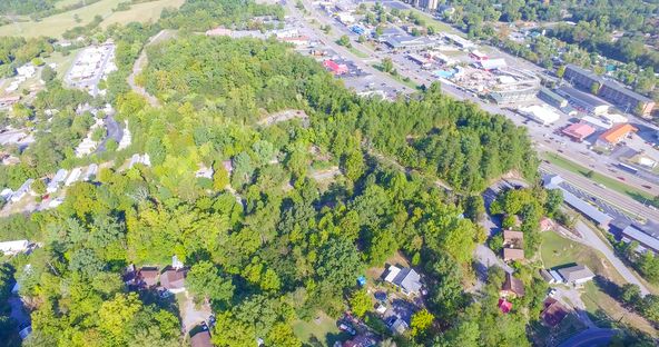 4020 Parkway , Pigeon Forge, TN 37863